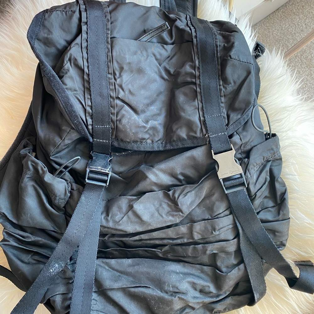 Lululemon back pack
